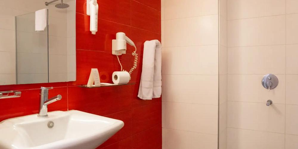 Quarto Deluxe Triplo Regency Way Montevideo Quarto Deluxe Triplo Regency Way Montevideo