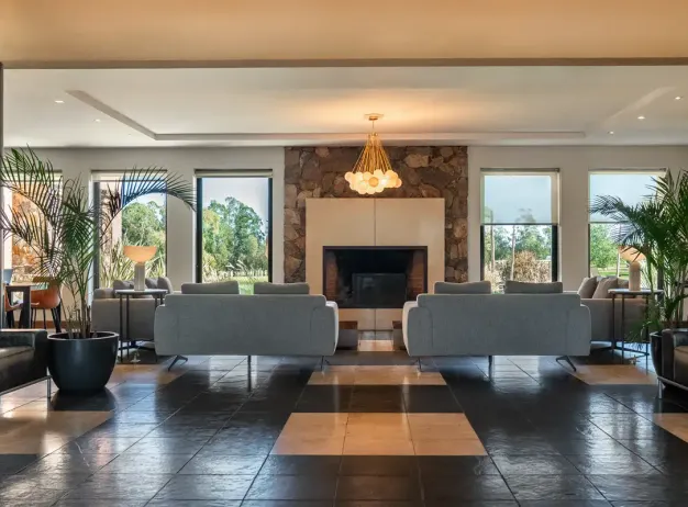 Lobby Regency Park Hotel en Montevideo Lobby Regency Park Hotel en Montevideo